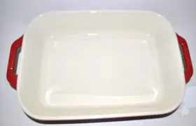 12jf24 Staub Red Rectangular Ceramic Casserole Dish W Handles 2.4l Cookware