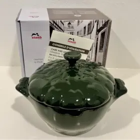 40500-326 Staub New In Box Artichoke Cocotte Ceramic Basil Green 0.5 Quart