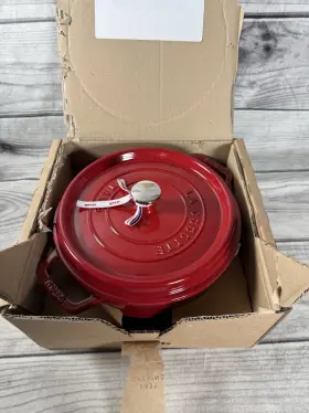Staub 872078028893 Deep Round Cocotte 5 Quart - 9 3/8 Inch Cherry New 24cm