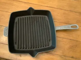 Staub-12123018 Staub Cast Iron 12-inch Square Grill Pan - Grey Side Spouts Made In France