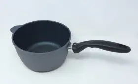 6718 Swiss Diamond Nonstick Saucepan Pot No Lid- 2.2 Quart 7 Inch