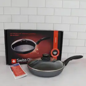 Sd6424c Swiss Diamond Classic Hd Nonstick Fry Pan With Glass Lid 9.5 Inch - New