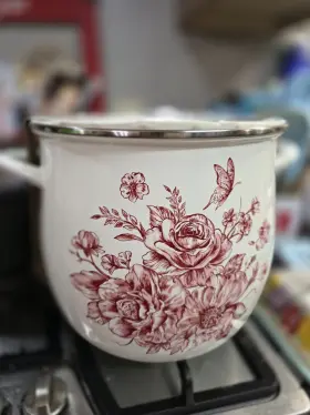 Pw00023599 The Pioneer Woman Enamel Steel Stockpot 12 Quart White/red Floral Double Handle