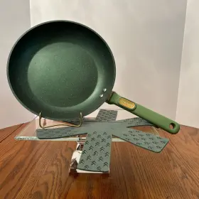 Hgb1 Thyme & Table And Non-stick 10 Inch Fry Pan With Stainless Steel Base Green