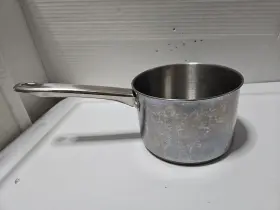 Hr10814 Tools Of The Trade 1 Quart Sauce Pan Vintage Dishwasher Safe Stainless Ovensafe