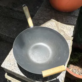 Typhoon Tywok12 12in Black Non-stick Wok Pan With Wooden Handle Gas And Electric