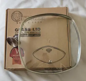 Victoria 815457024857 Square Glass Lid For 10x10 Inch Skillet Vented Stainless Steel Knob Nib