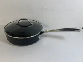 40051-0923gb Viking Nonstick Hard Anodized Aluminum Black Saute Pan With Lid 3- Quart 2.8 L