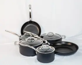 40051-9910 Viking Hard Anodized Nonstick 10-piece Cookware Set