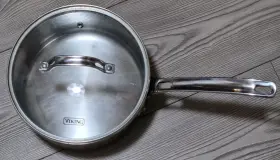 40581-0123c Viking 3-ply Copper Clad Saucepan Pot With Vented Glass Lid 3 Quart