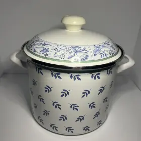 Villeroy & Boch 035592600237 Switch 3 Large Stock Pot Blue And White Floral Bird Design