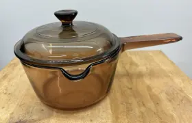 1l-usa Visions Vtg. Corning Ware Cooking Pan 1 L Amber With Pyrex Lid And Spout Usa