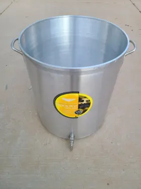 68701 Vollrath Stainless Steel Stock Pot 120 Quart With Faucet