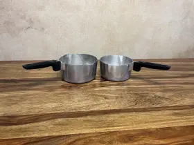 Wagner Ware Magnalite 4682-p 2 Quart And 4681 1/2-p 1 1/2 Saucepan No Lids