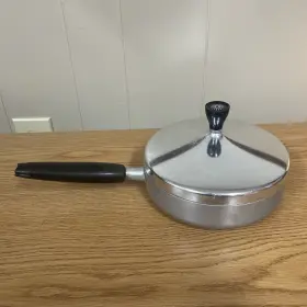 R-937 Wear Ever R781 Wear-ever 7 Inch Aluminum Plus Stainless Inner Clad Atomic Sauce Pan With Lid