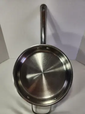 0310 Wolfgang Puck 10 Inch Stainless Steel Chicken Fryer Pan Long Handle - Used