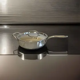 042008 Wolfgang Puck Cafe Collection 10 Inch Saute Pan With Lid