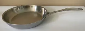 22ra81 Zwilling 3-ply Material 10-inch - 18/10 Stainless Steel Frying Pan