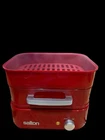 Salton HD1905 Stadium Style Hotdog Steamer Used. Price: $20.49.