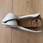 Pampered Chef Citrus Press #2595 Lemon Lime Juicer Squeezer White Nib New. Price: $20.10.