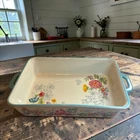 Pioneer Woman Blooming Bouquet Scalloped Casserole Baking Dish W/handles & Lid Used. Price: $21.25.