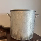 24 Qts No. 4306 Lincoln Wear-ever Cast Aluminum Stock Pot Vintage Made Usa Used. Price: $45.00.