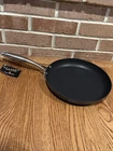 Scanpan Professional 10.25 Fry Easy-to-use Nonstick Cookware New. Price: $100.00.