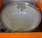 Le Creuset Chef's Oven 3.5 Qt Cast Iron Enamel Pot W/ Glass Lid Oyster Color New. Price: $214.97.