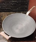 Calphalon Commercial Hard Anodized Aluminum Cookware G155 Hc 13" Wok Saute Pan Used. Price: $60.00.