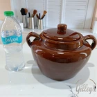 Vtg Fox Run Stoneware Bean Pot With Lid 3.5 Qt Used. Price: $25.75.