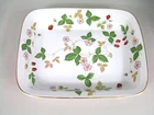 Vintage Wedgwood Wild Strawberry Open Casserole Baking Dish Made England New. Price: $35.00.
