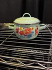 1-QUART Mini Dutch Oven & Lid Pioneed Woman Enamel 3112 Joc Green Floral 4/182 Used. Price: $12.00.