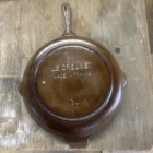 Vtg Creuset Brown Skillet 12" #30 Cast Iron Double Spout Fry Pan France Rare Used. Price: $55.00.