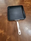 Cuisinart Green Gourmet GG30-20 V224118 Double Burner Griddle 11" X Used. Price: $35.00.