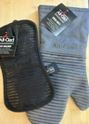 All-clad Gray Oven Mitt & Black Potholder Silicone Heat Resistant 500 F New. Price: $26.00.