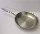 Williams-sonoma Hestan Italy Stainless Thermo-clad Fry Pan (10") New. Price: $128.00.