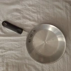 Eagleware 7" Skillet Nsf Commercial Natural Aluminum Frying Pan & No Lid New. Price: $32.00.