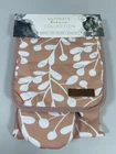 New Eco One Ultimate Bakers Collection Apron Pot Holder Oven Mitt Cooking Set. Price: $19.77.