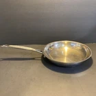 Cuisinart Chef's Classic Stainless Cookware 9" Skillet 722-22 Aluminum Core Used. Price: $19.25.
