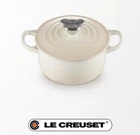 Creuset Cast Iron Round Duch Oven Bear Stainless Knob 14CM 0.9L Meringue Nib New. Price: $273.90.