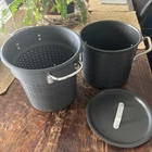 Calphalon Commercial Anodized #808 Quart Stock Pot W/ 310 Lid Collander Used. Price: $59.99.