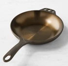 Smithey Seasoned Cast Iron Chef SKILLETS-A10 New. Price: $77.79.