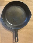Cast Iron Skillet Wagner Ware Sidney -0-, #6, 9 1056N Used. Price: $40.00.