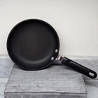 Pots&pans Calphalon 8" Omelet Hard Anodized Aluminum Skillet Non Stick Black Used. Price: $29.95.