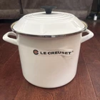 Creuset White Stock Pot W/ Lid 10 Qt Enameled Steel Used. Price: $55.00.