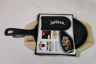 Jim Beam Pre-seasoned Cast Iron Skillet JB0159 W/handle Mitt + Wood Trivet New. Price: $24.19.