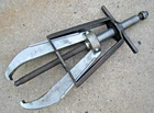 Enerpac EP210 14 Ton Gear & Bearing Puller Tool With Box Posi-lock System Usa Used. Price: $275.00.