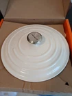 Le Creuset Signature Round Dutch Oven 3.5 Qt 22CM Shiny White Blanc Nib New. Price: $235.00.