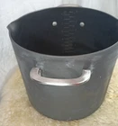Calphalon Classic Stock Pot Quart Non Stick Hard Anodized Model 808 With Lid Used. Price: $25.77.