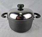 Circulon 3.5 Qt Stockpot Saucepot Stainless Dome Lid Hard Anodized Non-stick Vtg Used. Price: $29.00.